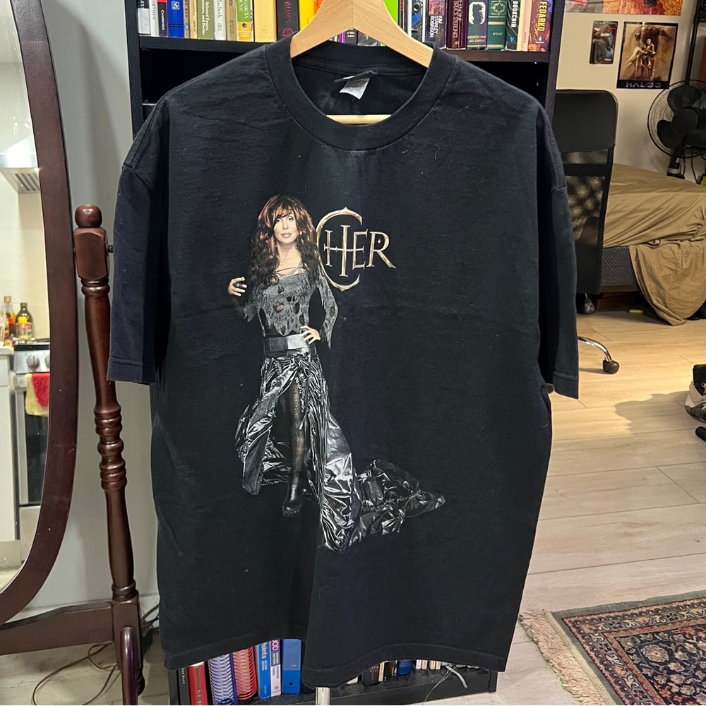 VINTAGE Cher Caesar’s Palace Graphic T-Shirt